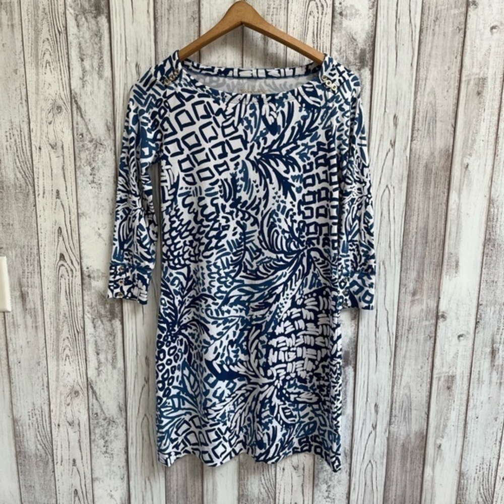 Lilly Pulitzer blue/white pineapple print dress size XS